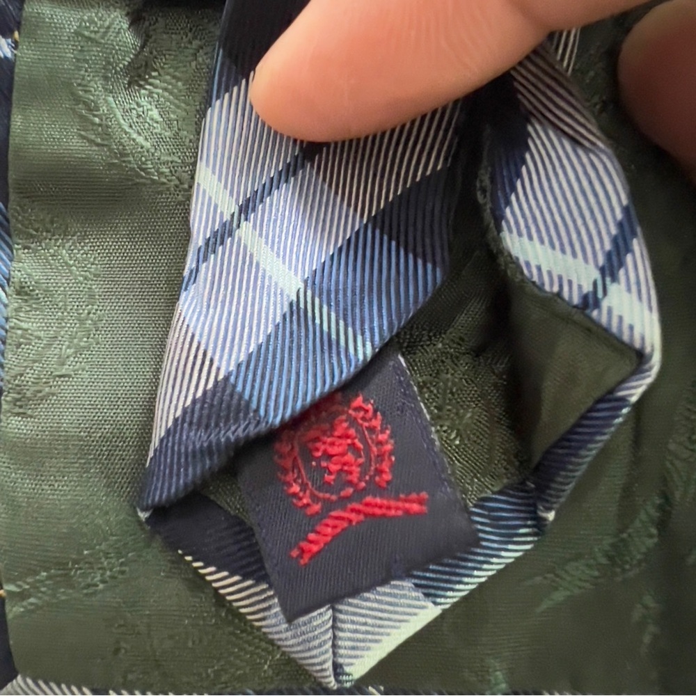 Tommy Hilfiger Italian Silk Necktie 58” - Picture 5 of 5